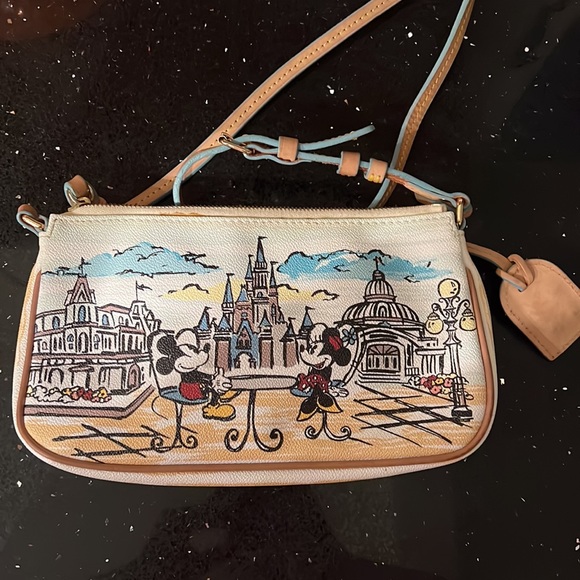 SUPER RARE DISNEY DOONEY - Picture 2 of 5